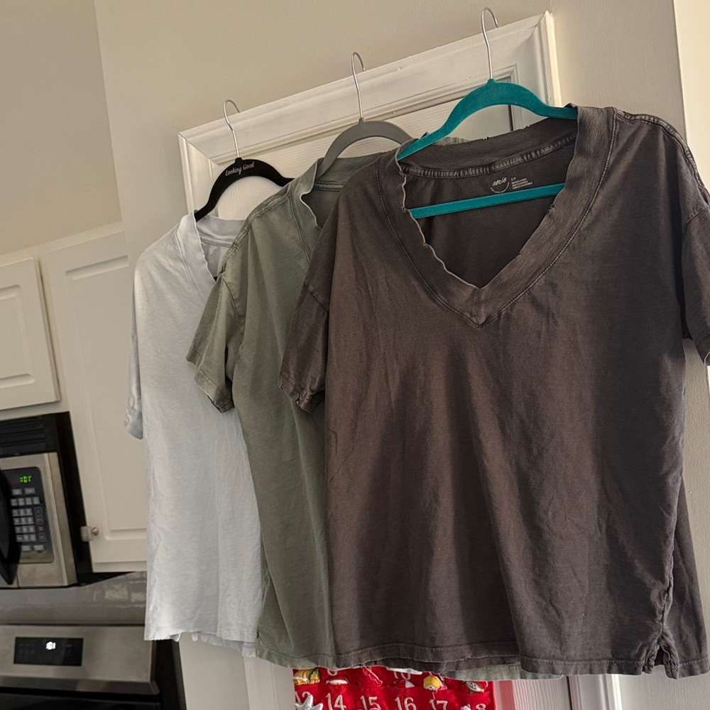Aerie Tee shirts set of 3